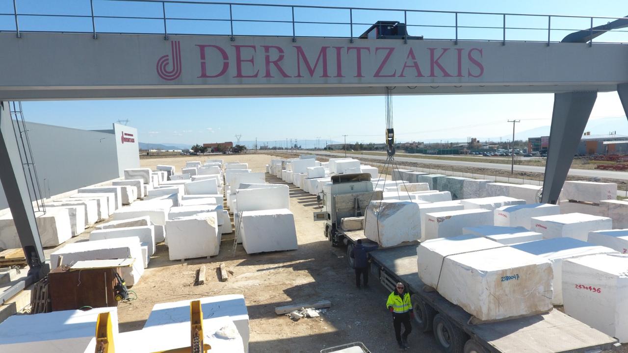 b321c433-c676-49a4-a7f7-c91a0f99247f img-31