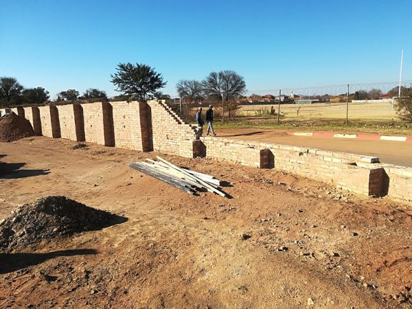 Building Wall Dikaios