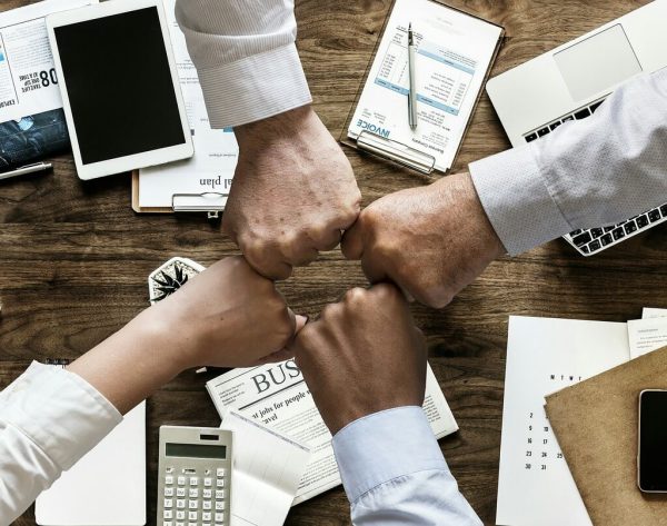 teamwork-3213924_1280 teamwork-3213924_1280