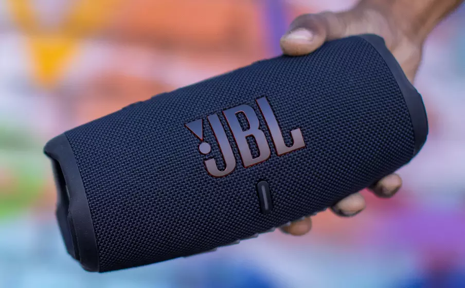 Transformez votre musique avec le Charge de JBL