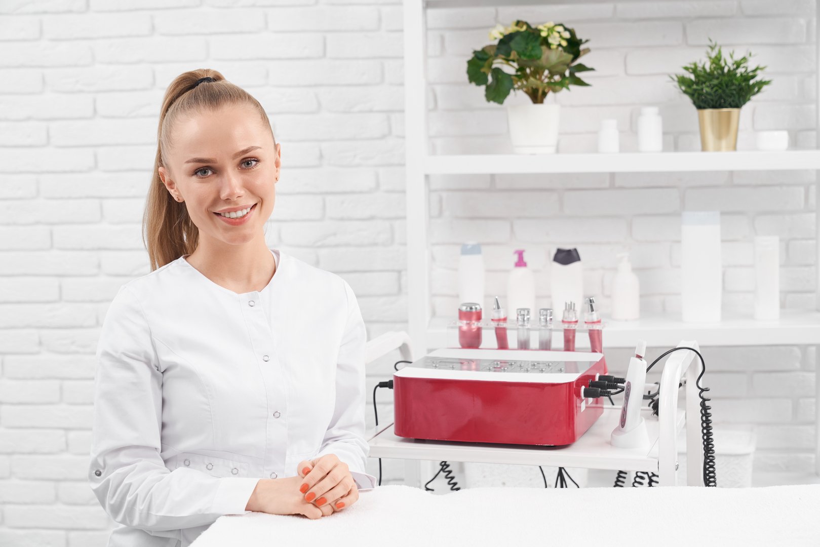 productos de skincare básicos para abrir un spa