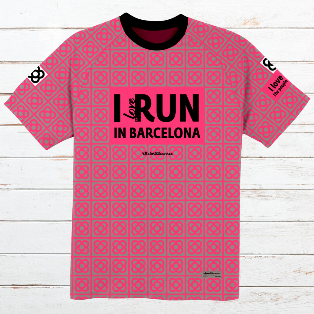 Camiseta con una textura de baldosas de barcelona y un mensaje I love to run in Barcelona. De #elartedecorrer.