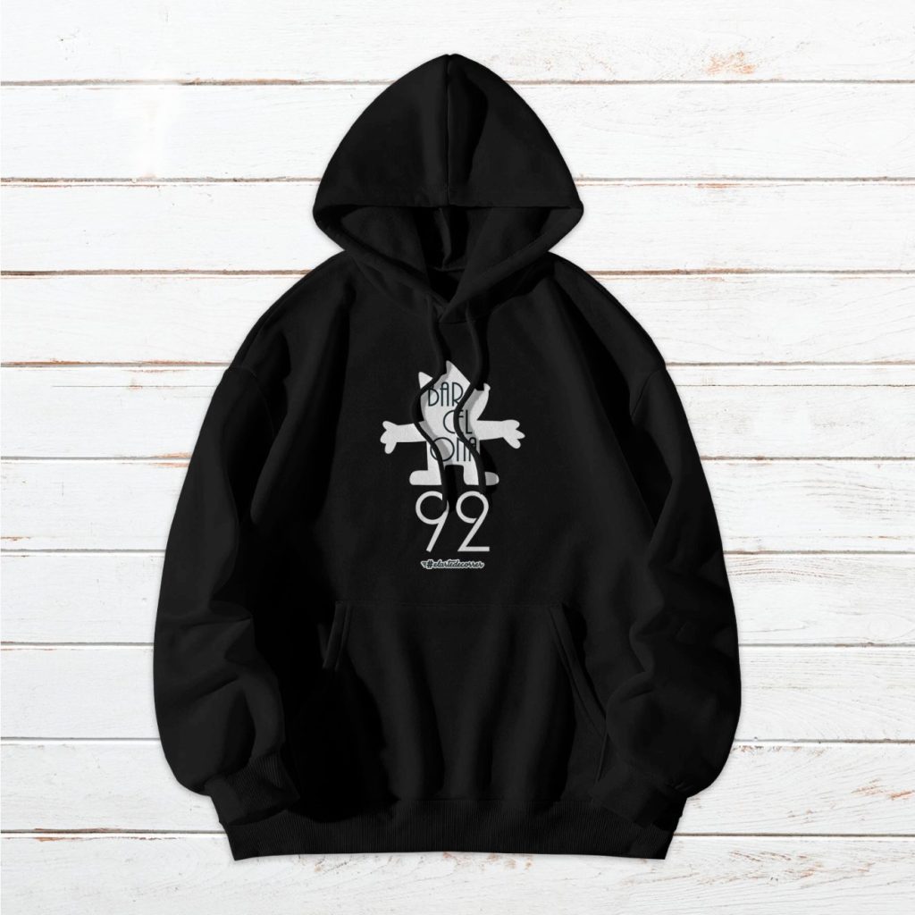 Sudadera unisex con capucha basic Conmemorativa #Bcn92 negra