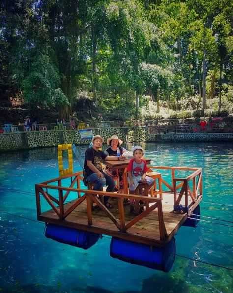 berwisata bersama keluarga