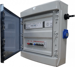 Visuel du coffret AC pour le pilotage intelligent de l'autoconsommation, FHE ONE - Porte ouverte