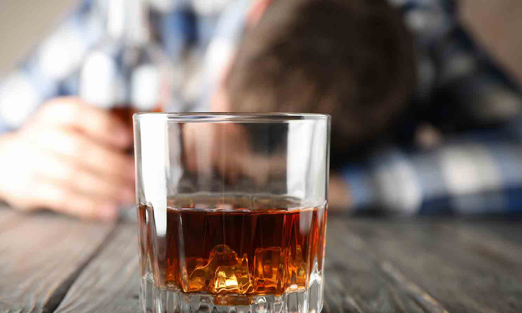 drink in front of some one passed out