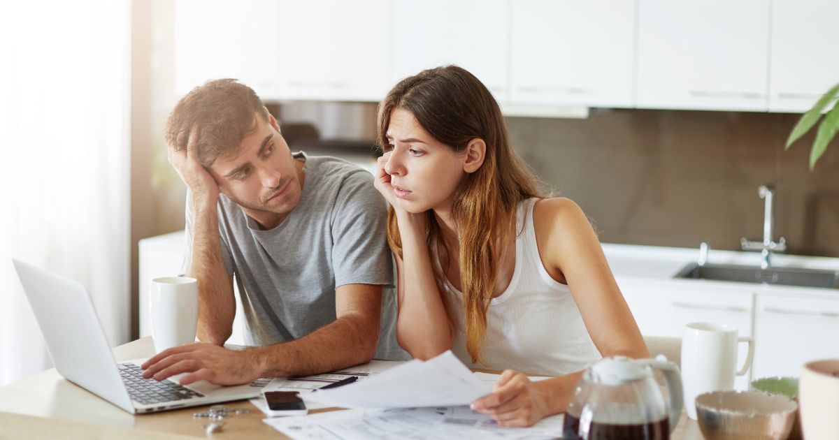 How to Protect Finances During Separation - Featured