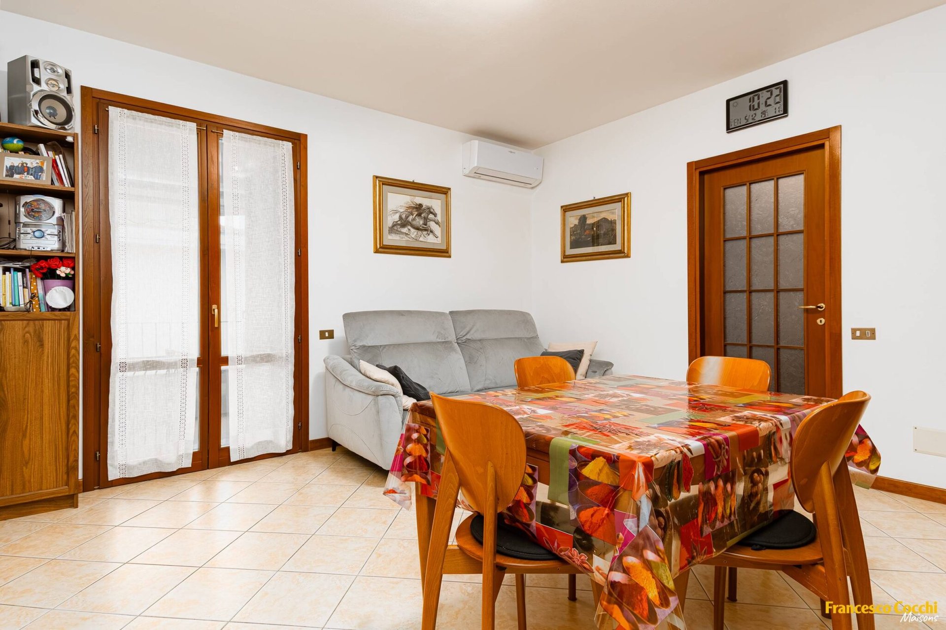 Appartamento con balcone abitabile in grazioso complesso residenziale al Pino