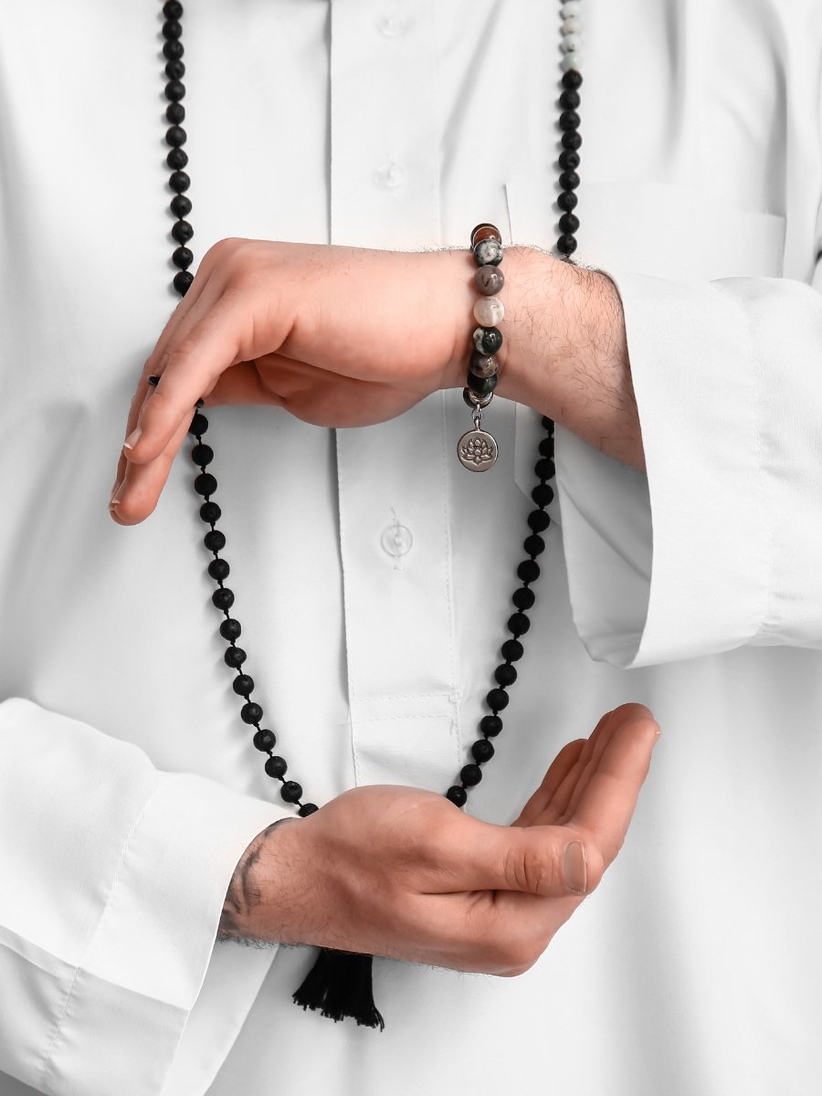 Unlocking Healing Power: Reiki and Chakra Healing for Balancing Your Chakras 6 reiki master