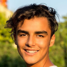 5 Ways to Use Live Streaming to Promote Your Business 7 Noah Tran