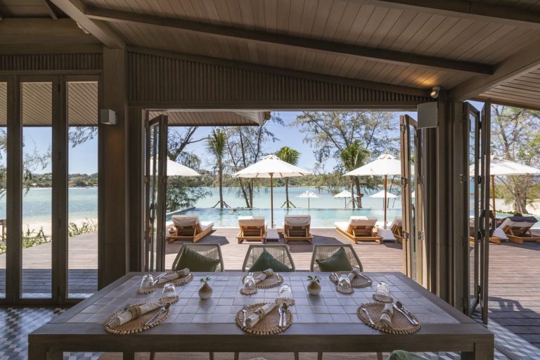 restaurant 768x512
