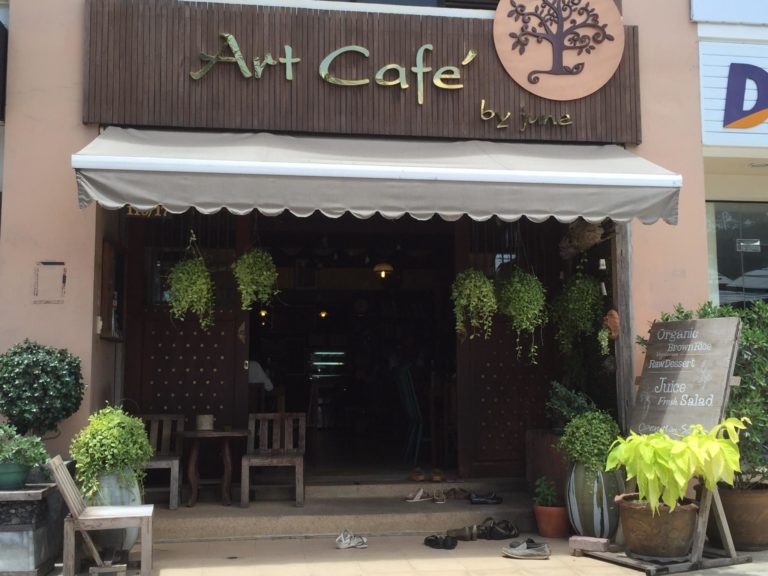Art Cafe by June 6 768x576
