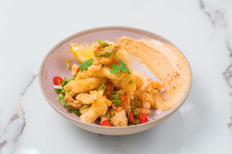 fried squid with salted 2 768x512