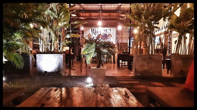 garden lounge 1 768x431
