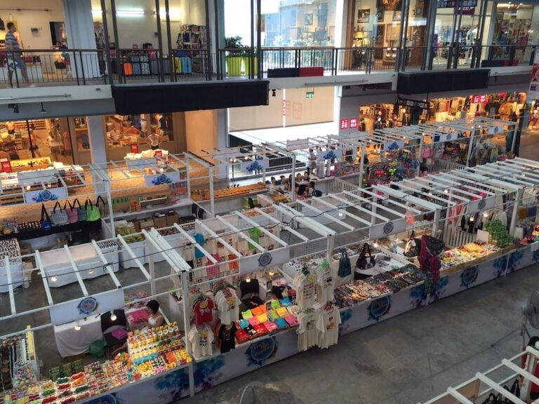 Shopping in Koh Samui 2 768x576