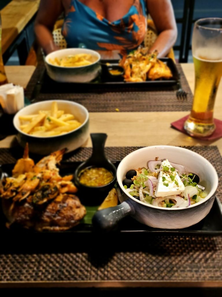 bar tenders and mixologist bar tenders and mixologist