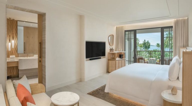 143969709 03 Luxury Ocean King 6841x4456 768x426