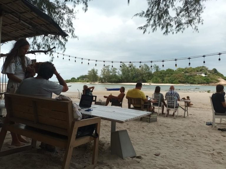 lost beach bar choeng mon 6 768x576