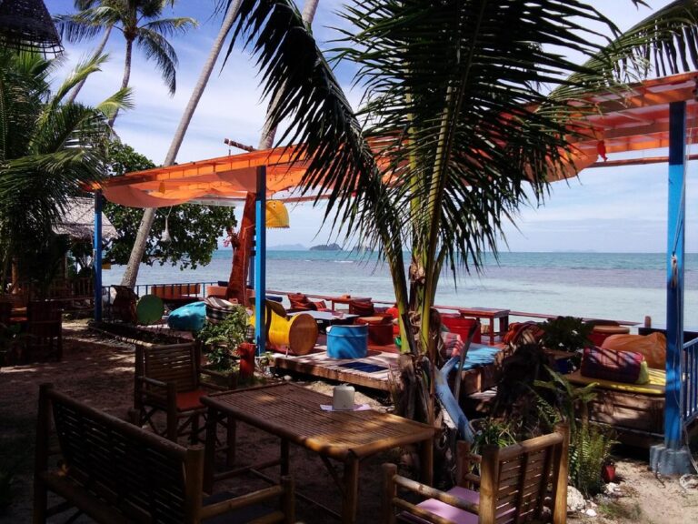 i talay beach bar 768x576