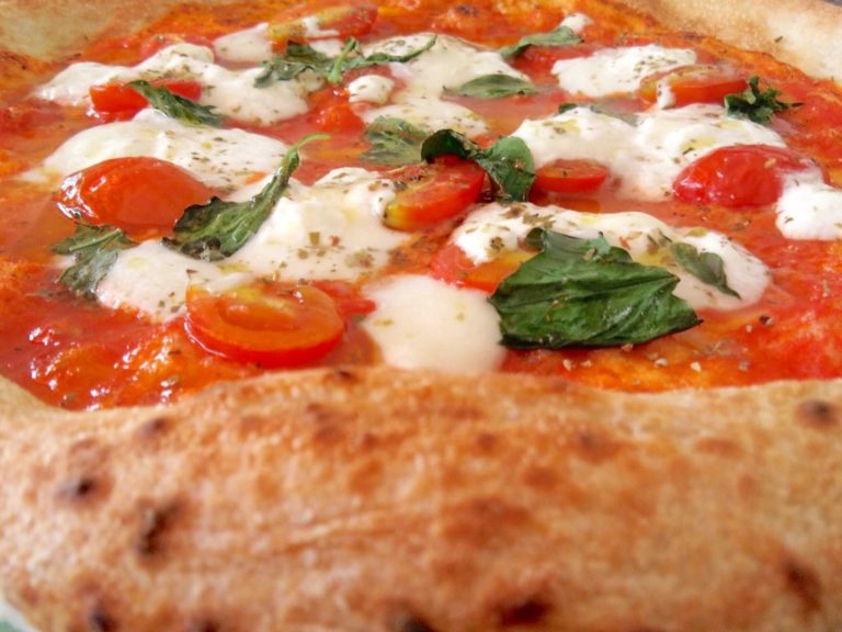 pizza with burrata