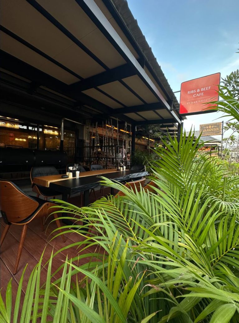 photo 2023 04 30 12.51.45 768x1035