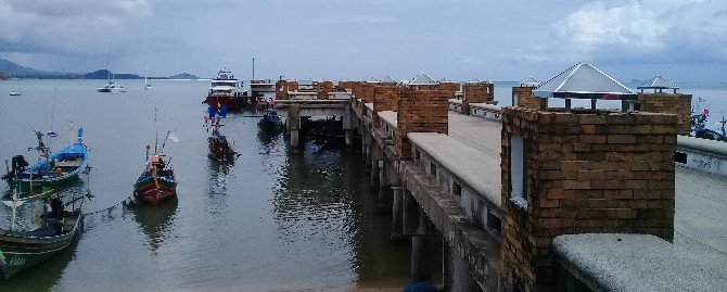 Bang Rak Pier at dusk Bang Rak Pier at dusk