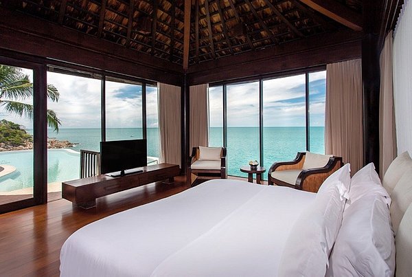 ocean front pool villa 1