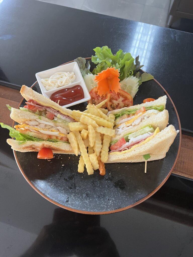 club sandwich 768x1024