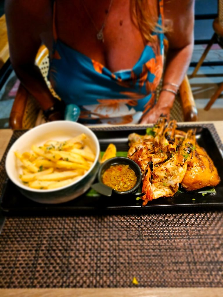 bar tenders and mixologist bar tenders and mixologist