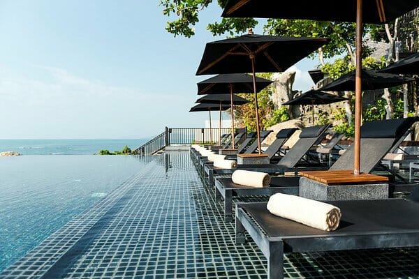 infinity pool