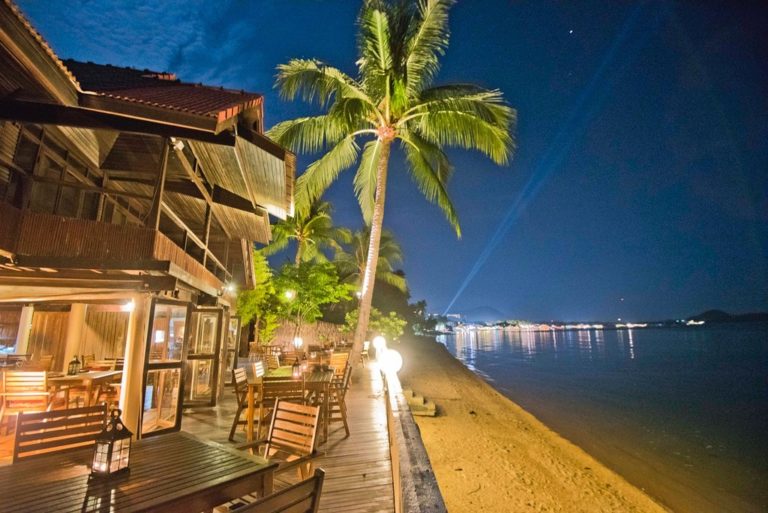 beach front 1 768x513