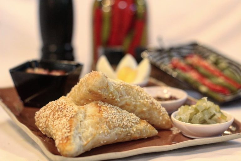 daily baked vegetarian 1 768x512