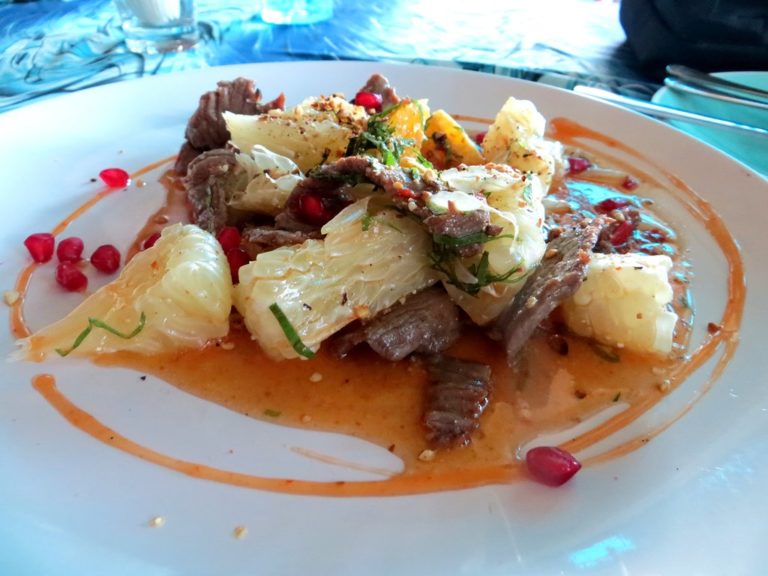 thai beef salad with 1 768x576