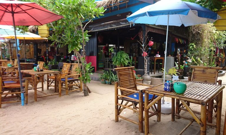 TREEHOUSE SILENT BEACH 768x461