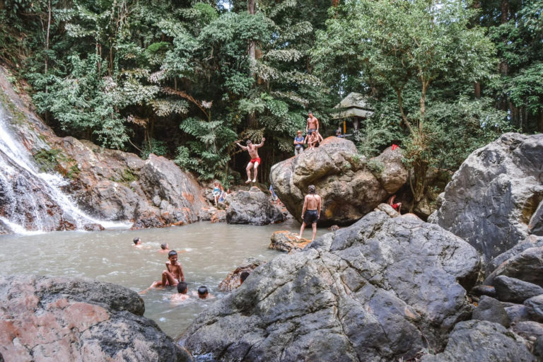 Na Muang Waterfalls 1 768x512