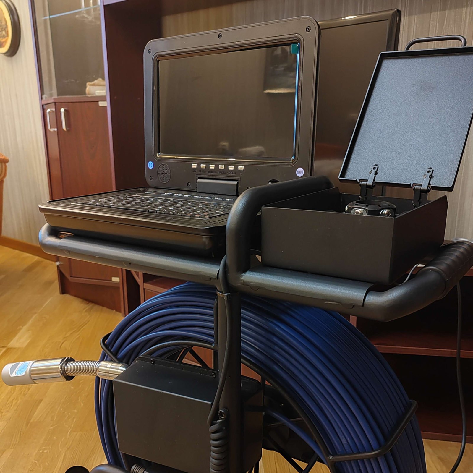 Видеокамера для диагностики канализационных труб изнутри