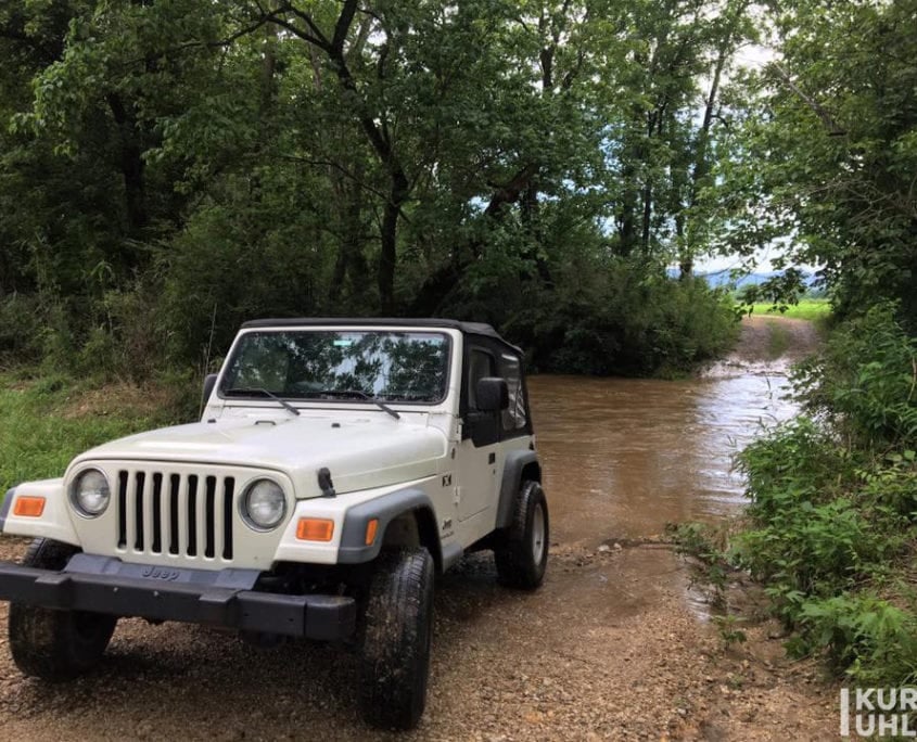 Kurt Uhlir - off-roading - river crossing in the Jeep Kurt Uhlir - off-roading - river crossing in the Jeep