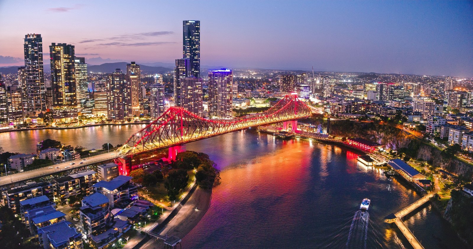 Brisbane_at_night