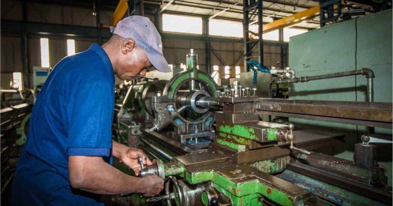 Differences Between Boring, Drilling, and Deep Hole Drilling – Featured Image (2) Differences Between Boring, Drilling, and Deep Hole Drilling - Featured Image
