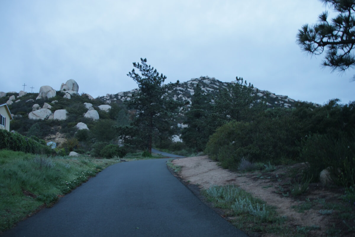 Mt.Woodsonのポテトチップロック(Potate Chip Rock)が奏でる奇異な魅力に迫る! 2 Mt.Woodson Rd