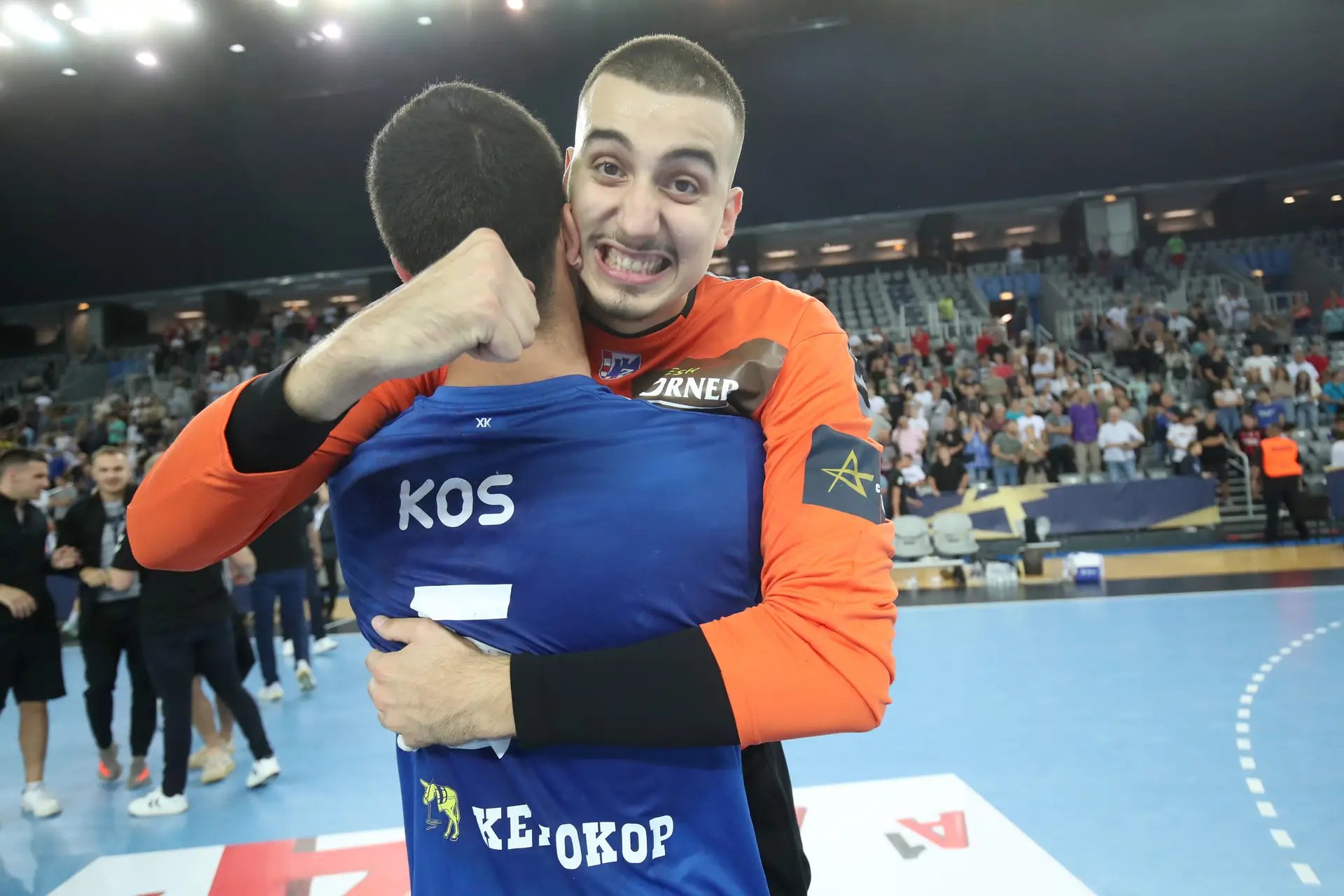 Délszláv háború és K.O. a zágrábi öltözőben