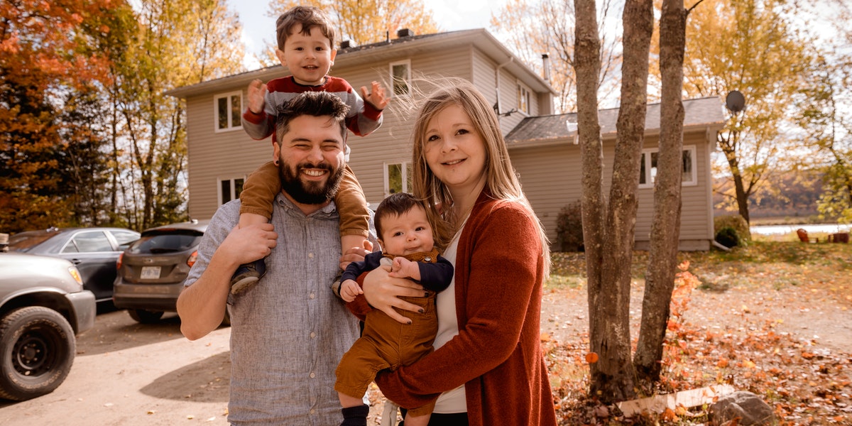 About Us Why Canada Immigration—2nd Gen Immigrant Outqualify and Out-Earn Their Parents and Even Native Canadians About Us Why Canada Immigration—2nd Gen Immigrant Outqualify and Out-Earn Their Parents and Even Native Canadians