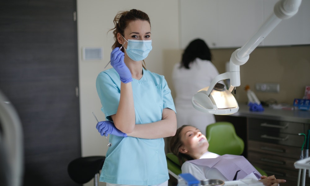 Canada Staring at Acute Shortage of Nurses—a Fantastic Opportunity for Foreign Nursing Professionals Canada Staring at Acute Shortage of Nurses—a Fantastic Opportunity for Foreign Nursing Professionals