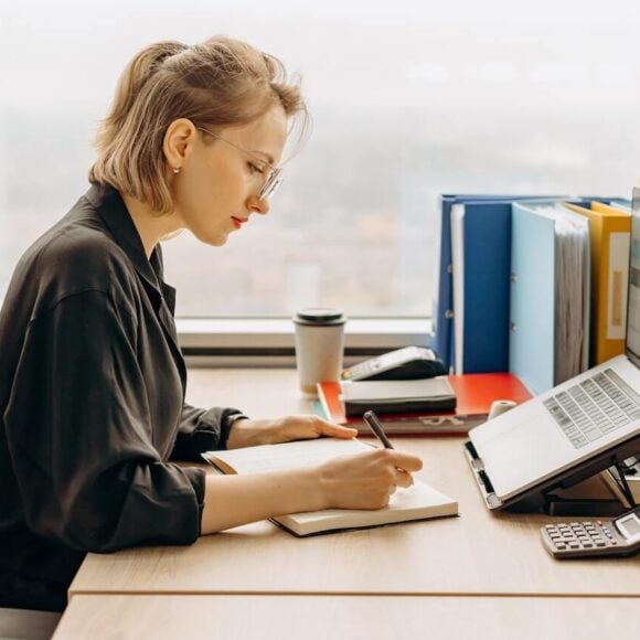 How to Get 600 Points in Express Entry- ImmigCanada How to Get 600 Points in Express Entry: A Comprehensive Guide