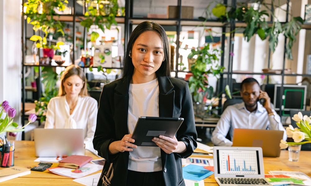 Overview of the Canada Experience Class Program and Comparison With the FSWP Overview of the Canada Experience Class Program and Comparison With the FSWP