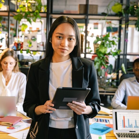 Overview of the Canada Experience Class Program and Comparison With the FSWP Overview of the Canada Experience Class Program and Comparison With the FSWP