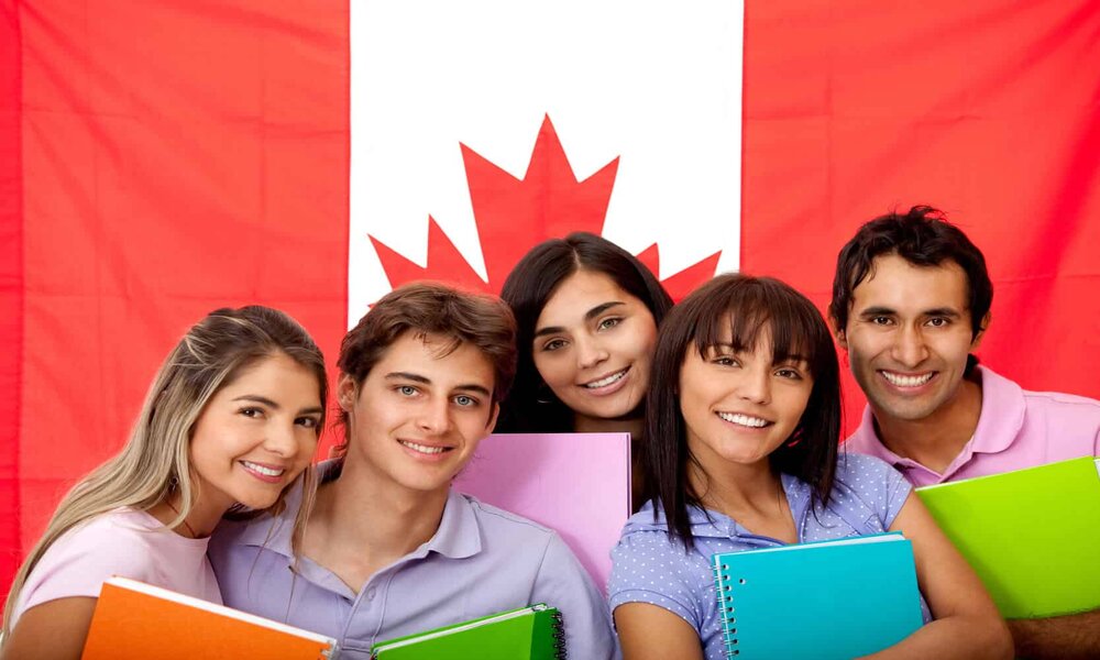 Finding a Job in Canada— Educational Credential Assessments 'What’ ‘Why’ ‘When’ and ‘How Many’ Finding a Job in Canada— Educational Credential Assessments 'What’ ‘Why’ ‘When’ and ‘How Many’