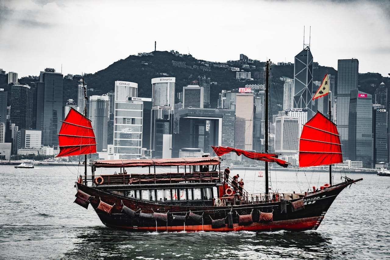 Canada's New Policy Empowers Hong Kong Permanent Residence Applicants Canada's New Policy Empowers Hong Kong Permanent Residence Applicants