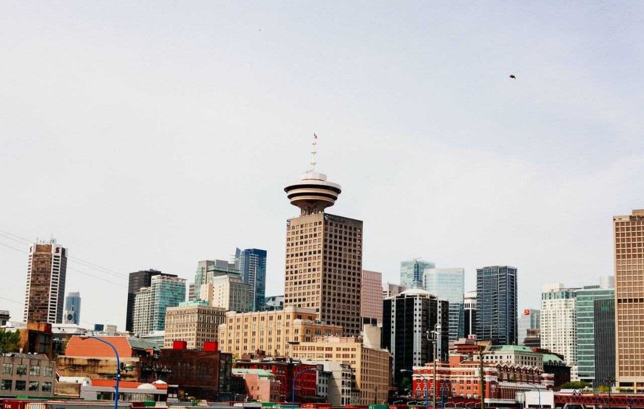 Canada's Express Entry Draw Resumes with 3,200 Invitations After a Month-long Pause- ImmigCanada Canada's Express Entry Draw