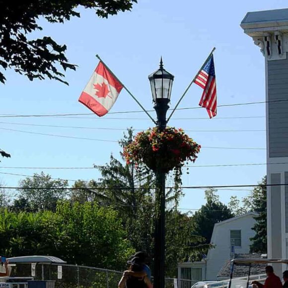 Canada or US Pandemic Response Shows Why Canada’s the Best Destination for Immigrants Canada or US Pandemic Response Shows Why Canada’s the Best Destination for Immigrants